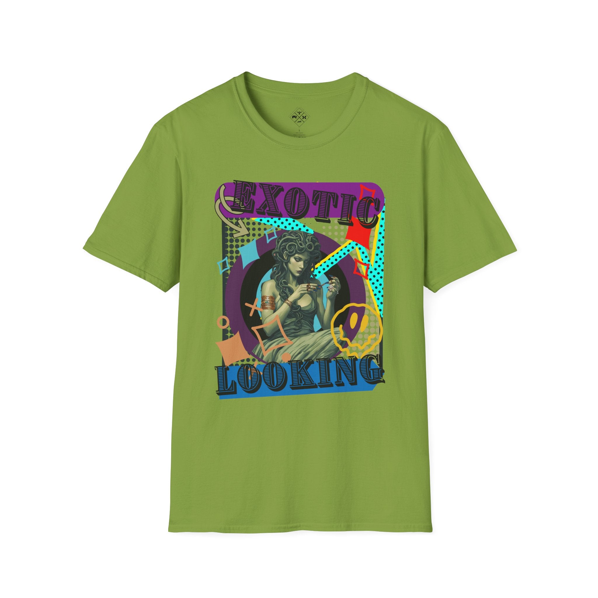 Camiseta suave de Medusa haciéndose las uñas