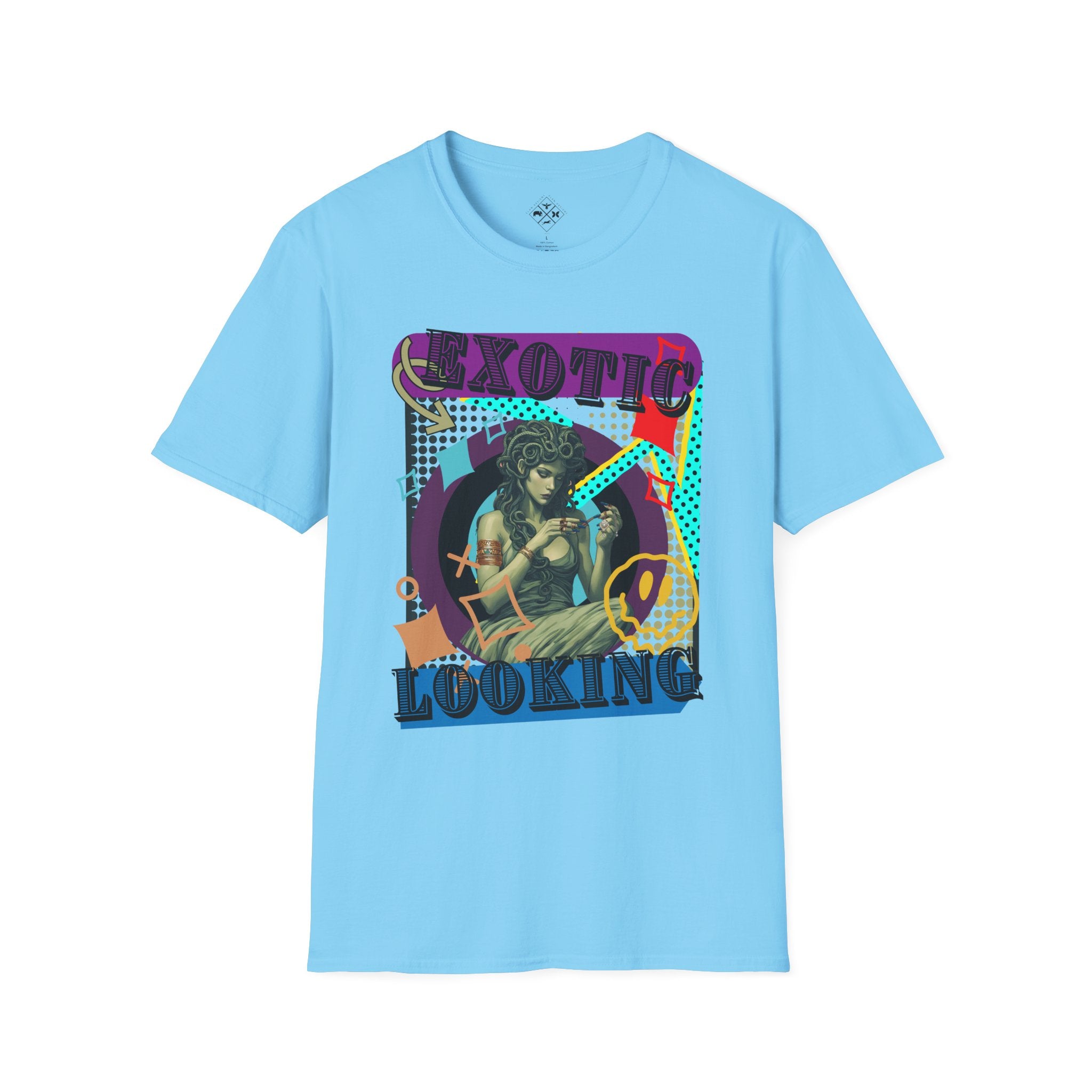 Camiseta suave de Medusa haciéndose las uñas