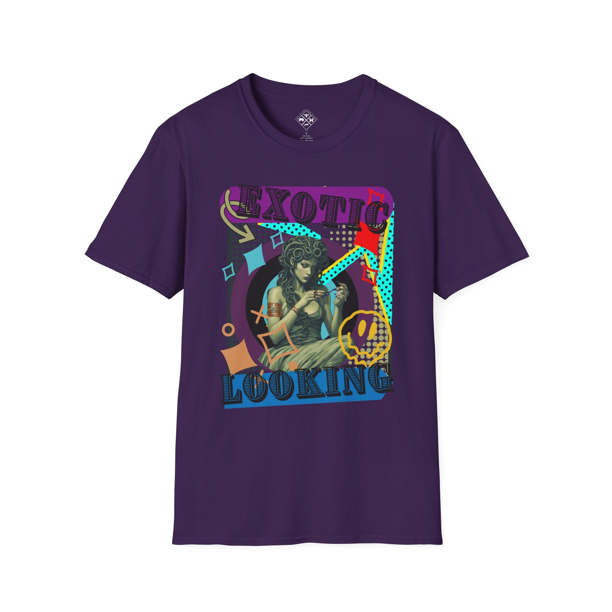 Camiseta suave de Medusa haciéndose las uñas